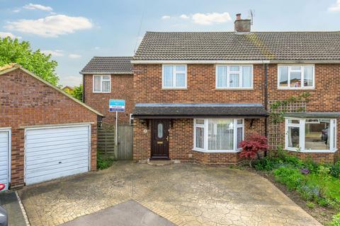 20 Castles Close, Stotfold, Hitchin, SG5 4BZ