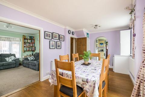 20 Castles Close, Stotfold, Hitchin, SG5 4BZ