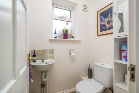 20 Castles Close, Stotfold, Hitchin, SG5 4BZ