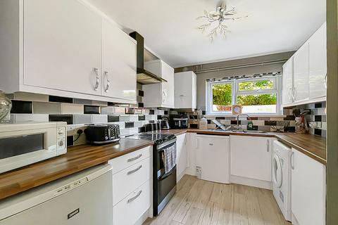 1 Bazeley Road, Matson, Gloucester, GL4 6JB