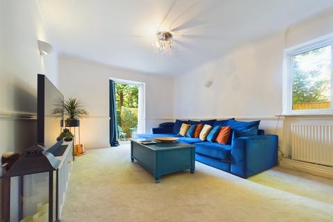 2 bedroom apartment for sale, Boscombe Cliff Road, Bournemouth, Dorset, BH5