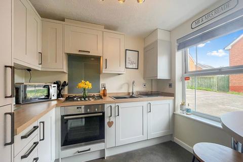 29 Dodington Close, Barnwood, Gloucester, GL4 3JG