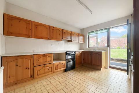 113 Curlew Road, Abbeydale, Gloucester, GL4 4TD