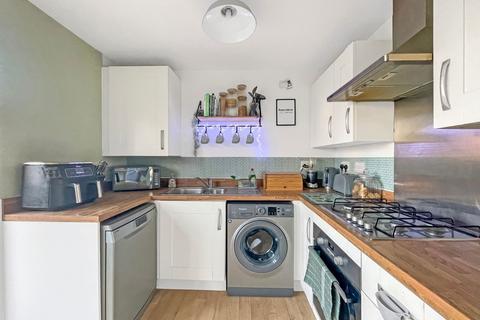 5 Babdown Close Kingsway, Quedgeley, Gloucester, GL2 2HS