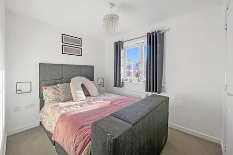 5 Babdown Close Kingsway, Quedgeley, Gloucester, GL2 2HS