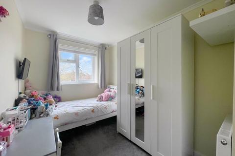 124 Tuffley Lane, Tuffley, Gloucester, GL4 0PA