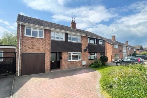 251 Bodiam Avenue, Tuffley, Gloucester, GL4 0XW
