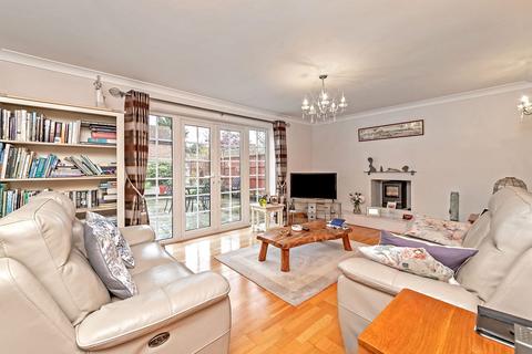 17 Shephall Green, Stevenage, SG2 9XR
