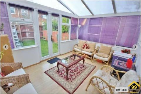 undefined, St. James Road, Sutton, Cheam, SM1