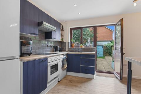 14 Astral Close, Lower Stondon, Henlow, SG16 6EL