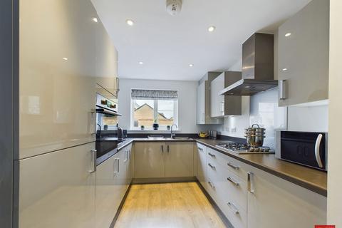 18 Donaldson Drive, Brockworth, Gloucester, GL3 4GR