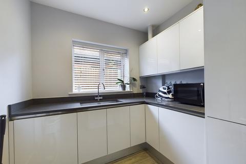 43a Fitzroy Avenue, Broadstairs, CT10 3LS