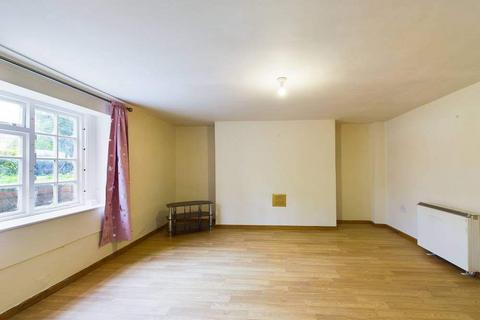 undefined, Brunswick Square, Gloucester GL1