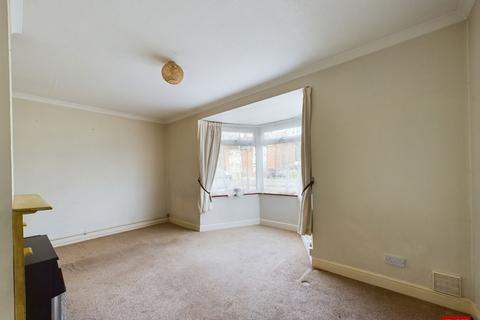 92 Beechcroft Road, Longlevens, Gloucester, GL2 9HF