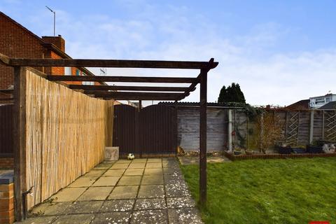 92 Beechcroft Road, Longlevens, Gloucester, GL2 9HF