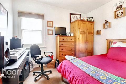 3 bedroom terraced house for sale, Harley Road, London