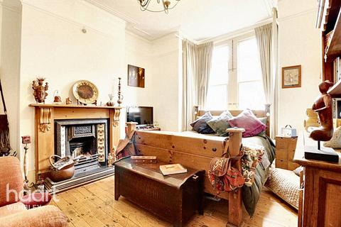 3 bedroom terraced house for sale, Harley Road, London