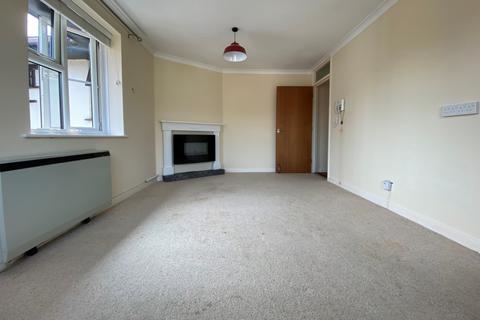 1 bedroom flat for sale, Queen Street, Deal, CT14