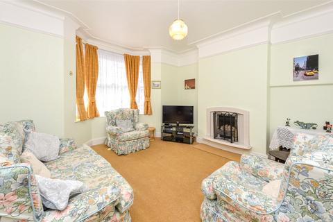 3 bedroom terraced house for sale, Winllan Avenue, Llandudno, Conwy, LL30