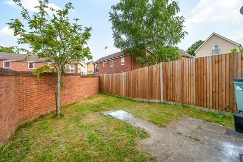 17 Beverley Road, Bracknell, RG12 9GS