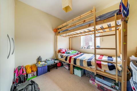 17 Beverley Road, Bracknell, RG12 9GS