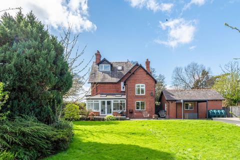 5 bedroom detached house for sale, Liverpool Road, Neston CH64