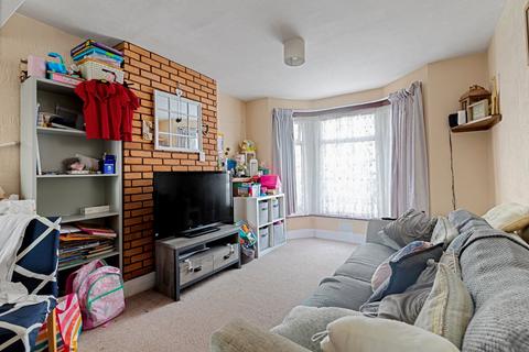 23 Douglas Road, Dover, CT17 0BD