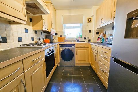 2 bedroom flat for sale, Grassmere Way, Saltash PL12