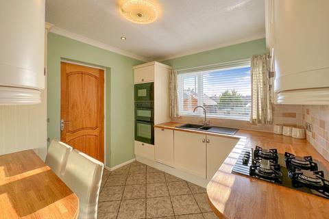 6 Burnsall Close, Carlisle, CA2 6TL