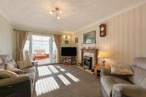 6 Burnsall Close, Carlisle, CA2 6TL