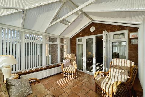 6 Burnsall Close, Carlisle, CA2 6TL