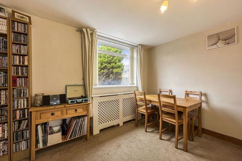 138 Stonegarth, Carlisle, CA2 6PE