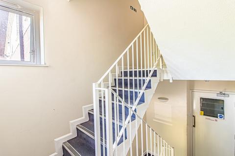 1 bedroom flat for sale, Graigwen Road, Pontypridd CF37