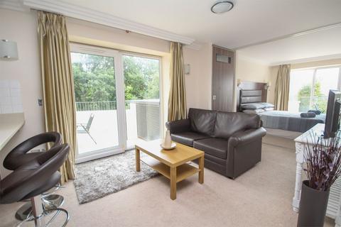 2 bedroom flat for sale, Studland Dene, 2 Studland Road, BOURNEMOUTH, BH4