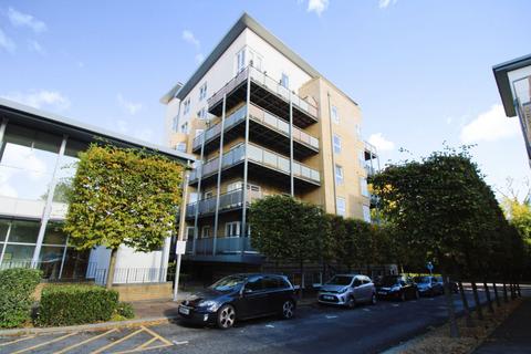 2 bedroom flat for sale, Metropolitan Station Approach, Watford WD18