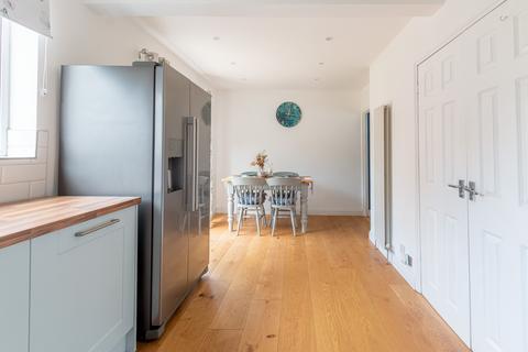 24 Nigel Park, Bristol, BS11 0ET