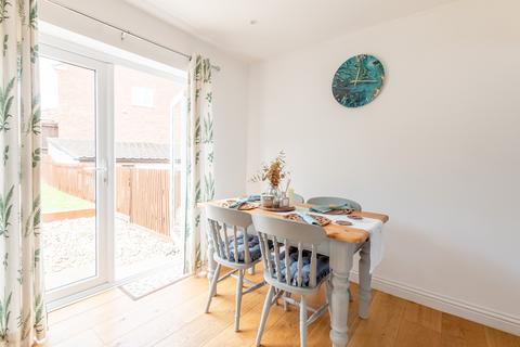 24 Nigel Park, Bristol, BS11 0ET