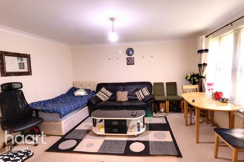 2 bedroom apartment for sale, Wheatstone Close, Slough