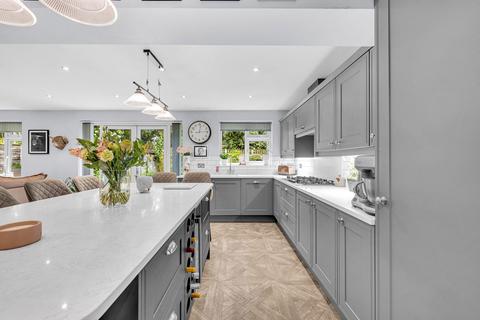 6 Blakefield Drive, Worsley, Manchester, M28 7DW