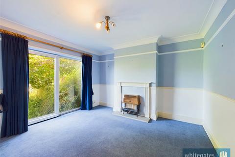 7 Highfield Crescent, Bradford, BD9 6HP