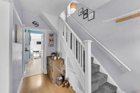 42 Fernlea Crescent, Swinton, Manchester, M27 5YP