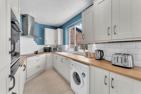 42 Fernlea Crescent, Swinton, Manchester, M27 5YP