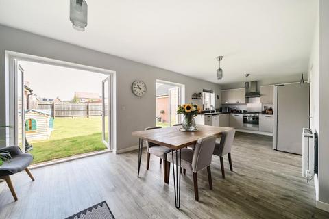 5 bedroom detached house for sale, Thame,  Oxfordshire,  OX9