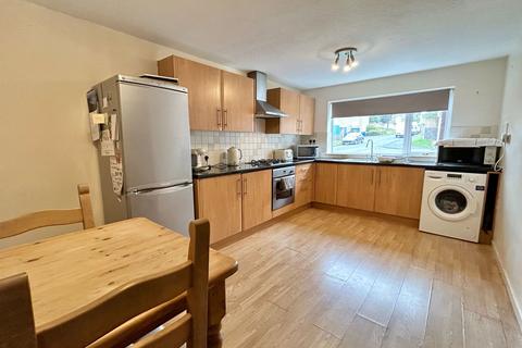 128 Gresley, Glascote Heath, Tamworth, B77 2HW
