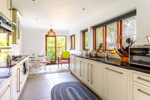 4 bedroom terraced house for sale, Addison Road, Hove BN3