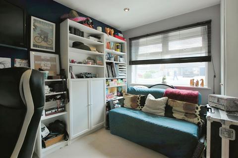 5 Barton Close, Charlton Kings, Cheltenham, GL53 9HS