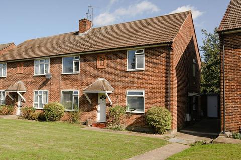 25a Aboyne Drive, London, SW20 0AN