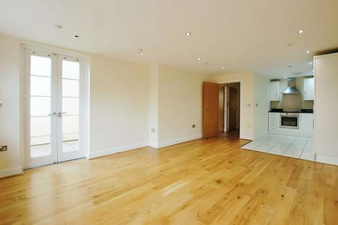 10, Grosvenor House, 13 - 19 Evesham Road, Cheltenham, GL52 2AA