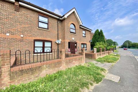 1 bedroom flat for sale, Kingfisher House, Yeading Lane, Hayes