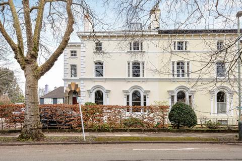 2 bedroom apartment for sale, Pittville Circus, Pittville, Cheltenham, GL52